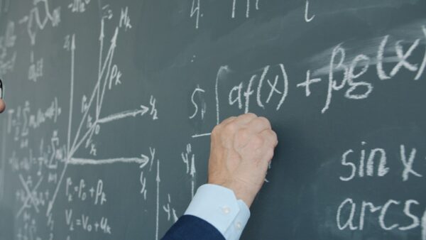 Coin Flip Statistics: Understanding Probability and Streak Theory