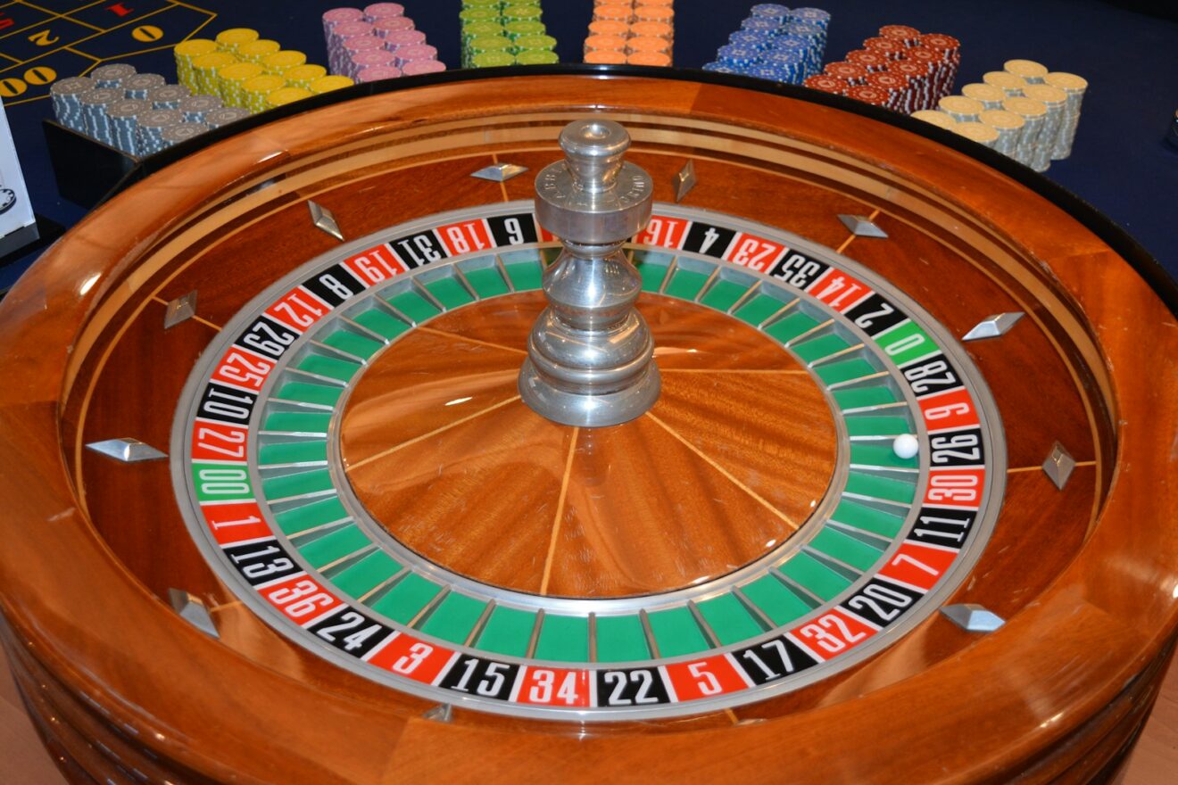 Why the Martingale Strategy Isn’t a Guaranteed Win: A Math Lesson in Ruin